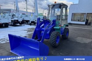 平成8年　コマツ　WA30-5E　全塗装済み　チェーン付　使用時間2494HR　0.4㎥　バケット幅168cm