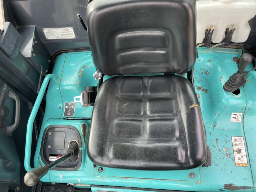 平成22年　コベルコ　LK50Z-5　0.5㎥　全塗装済み　バケット幅169cm　3143HR