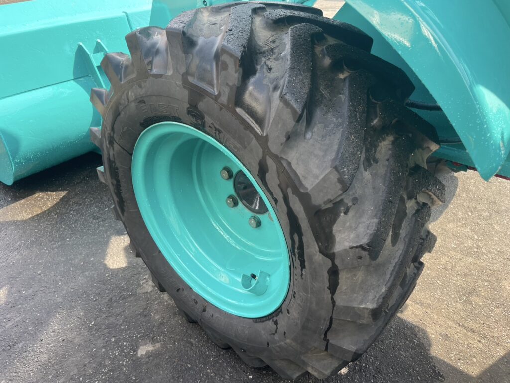 平成22年　コベルコ　LK50Z-5　0.5㎥　全塗装済み　バケット幅169cm　3143HR