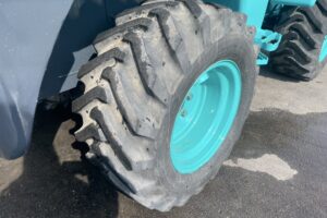 サムネイル: 平成22年　コベルコ　LK50Z-5　0.5㎥　全塗装済み　バケット幅169cm　3143HR