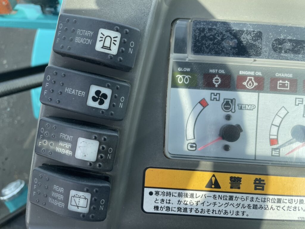 平成22年　コベルコ　LK50Z-5　0.5㎥　全塗装済み　バケット幅169cm　3143HR