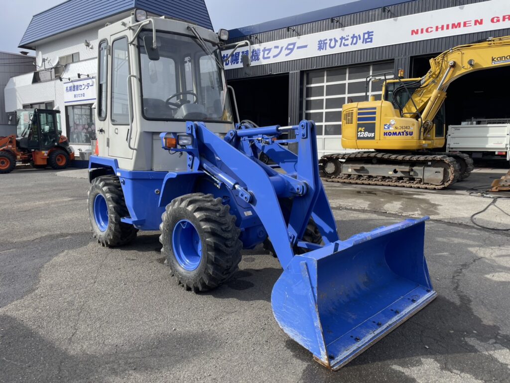 平成9年　日立　LX20-3　0.4㎥　バケット幅157cm　使用時間1010時間