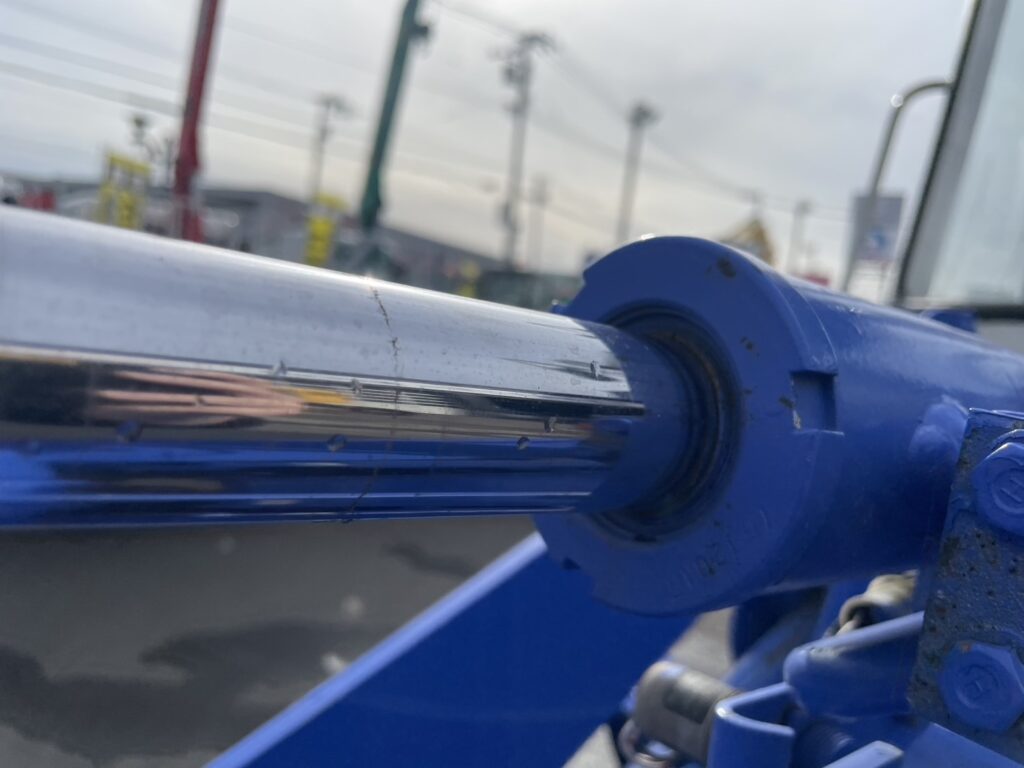平成9年　日立　LX20-3　0.4㎥　バケット幅157cm　使用時間1010時間