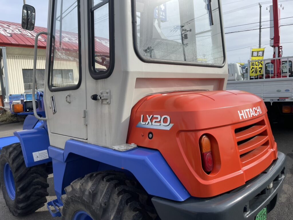 平成9年　日立　LX20-3　0.4㎥　バケット幅157cm　使用時間1010時間