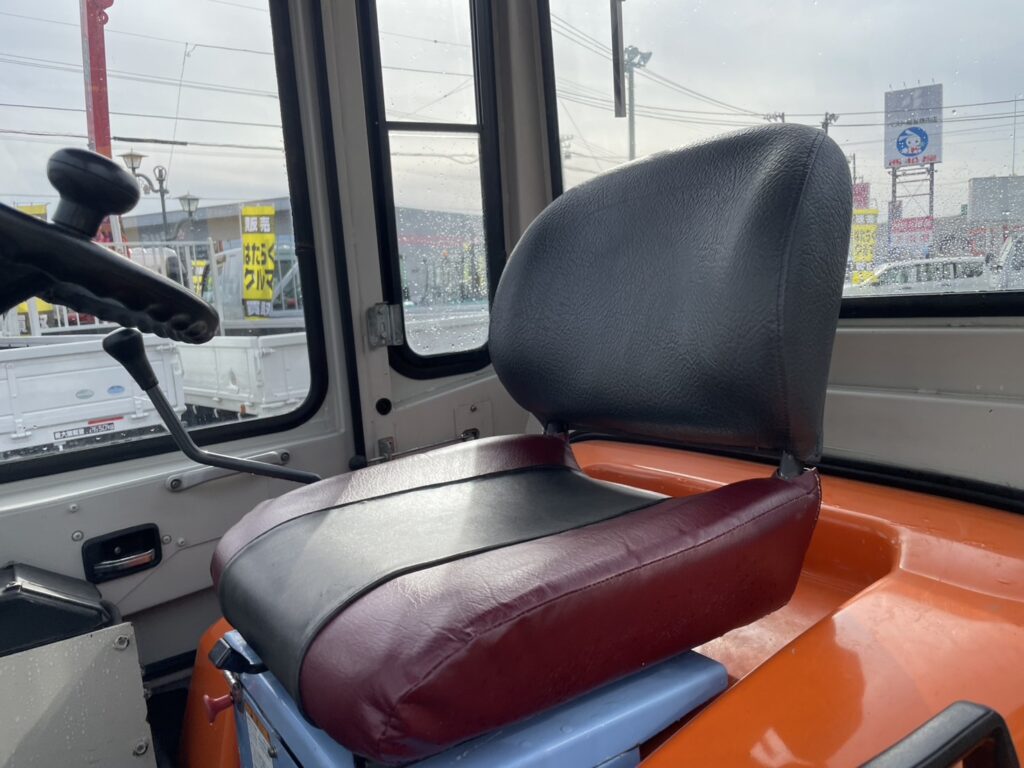 平成9年　日立　LX20-3　0.4㎥　バケット幅157cm　使用時間1010時間