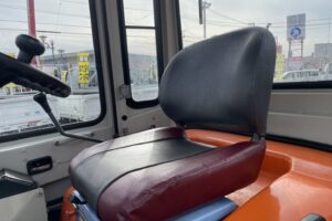 サムネイル: 平成9年　日立　LX20-3　0.4㎥　バケット幅157cm　使用時間1010時間
