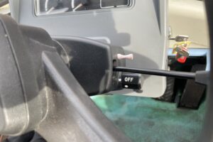 サムネイル: 平成9年　日立　LX20-3　0.4㎥　バケット幅157cm　使用時間1010時間