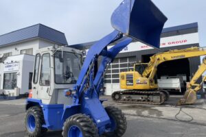 サムネイル: 平成9年　日立　LX20-3　0.4㎥　バケット幅157cm　使用時間1010時間