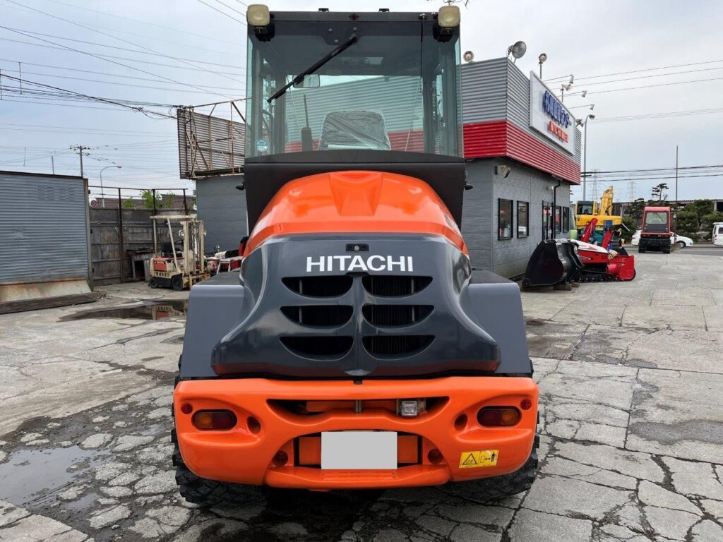 平成24年　日立　ZW80　0.9㎥　スノースパイクタイヤ装着車（車検令和8年9月）