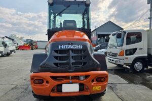 サムネイル: 平成6年　日立　ZW80S-5B　0.9㎥　ダブルヒーター仕様・スノースパイクタイヤ★使用時間143時間！★（車検令和8年11月）