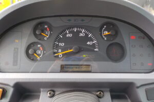 サムネイル: 平成21年　コマツ　ホイールローダー　WA100-5Y　★スノウプラウ★ノーマルバケット付★Wキャビン★車検令和7年11月★