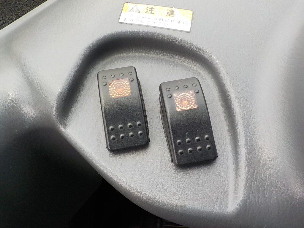平成21年　コマツ　ホイールローダー　WA100-5Y　★スノウプラウ★ノーマルバケット付★Wキャビン★車検令和7年11月★