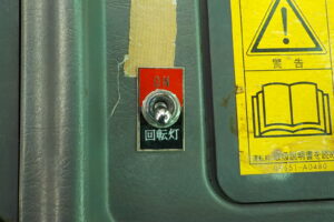 サムネイル: 平成21年　コマツ　ホイールローダー　WA100-5Y　★スノウプラウ★ノーマルバケット付★Wキャビン★車検令和7年11月★