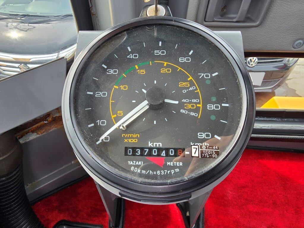平成21年　カワサキ　55DV　1.6㎥　Wキャビン・ワンタッチ式スノウプラウ付・スノースパイク（車検令和7年10月）
