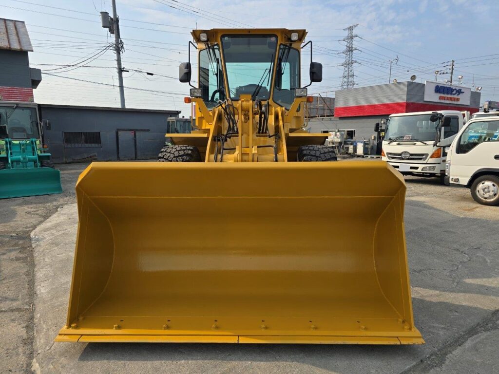 平成21年　カワサキ　55DV　1.6㎥　Wキャビン・ワンタッチ式スノウプラウ付・スノースパイク（車検令和7年10月）