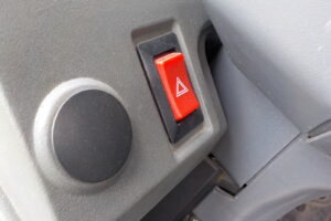 サムネイル: 平成18年　日立　ホイールローダー　LX110　★2.0立米★シャッター付バケット★スノースパイク★使用時間約1270HR★
