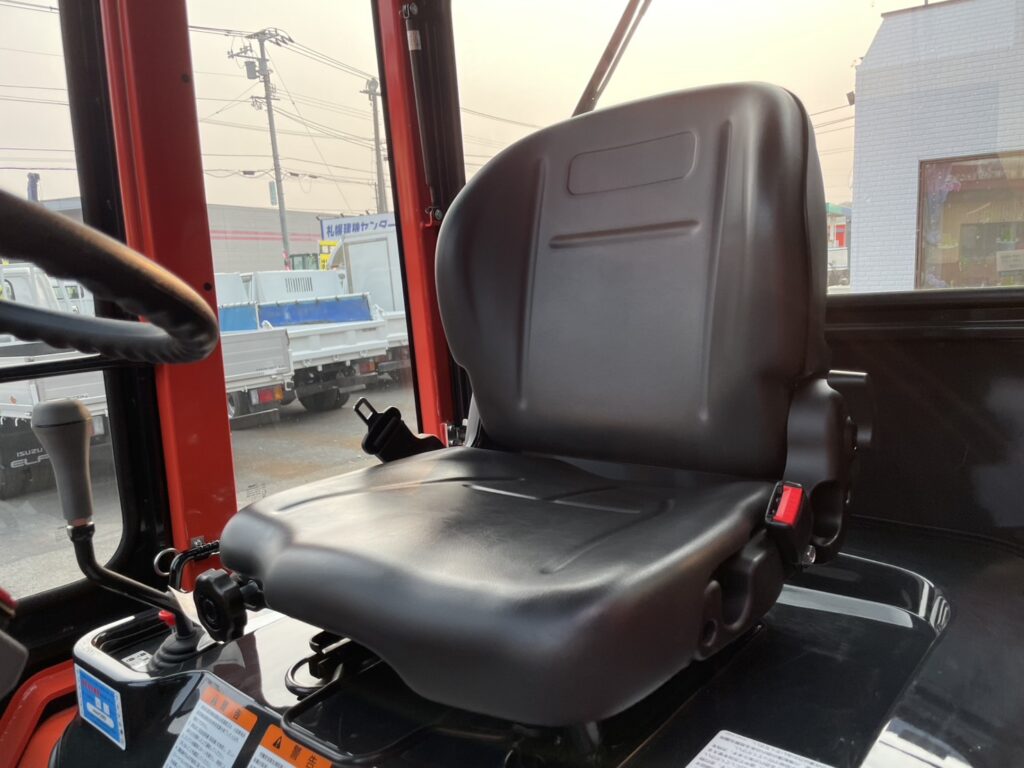 令和6年　クボタR430M　0.4㎥　使用時間35HR‼　スノータイヤ装着　バケット幅158cm