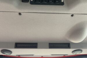 サムネイル: 令和6年　クボタR430M　0.4㎥　使用時間35HR‼　スノータイヤ装着　バケット幅158cm