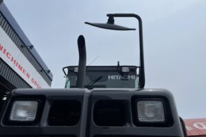 サムネイル: 令和6年　日立ZW100-6　1.3㎥　検令和8年11月　バケット幅234cm　使用時間334HR！　スパイク　