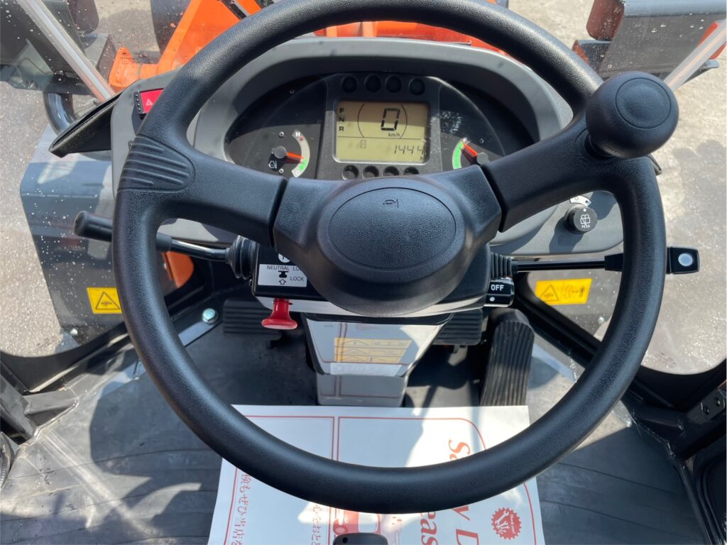 令和6年　日立ZW80S-5B　0.9㎥　バケット幅199cm　使用時間144HR!!　ダブルヒーター スパイク　検令和8年11月