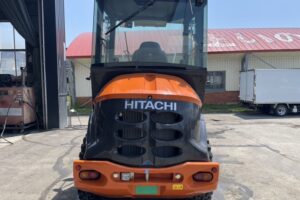 サムネイル: 令和6年　日立　ZW30-5B　0.4㎥　バケット幅169cm　使用時間5HR‼　スノータイヤ　ダブルヒーター
