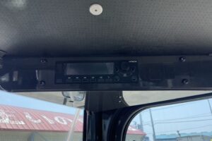 サムネイル: 令和6年　日立　ZW30-5B　0.4㎥　バケット幅169cm　使用時間5HR‼　スノータイヤ　ダブルヒーター
