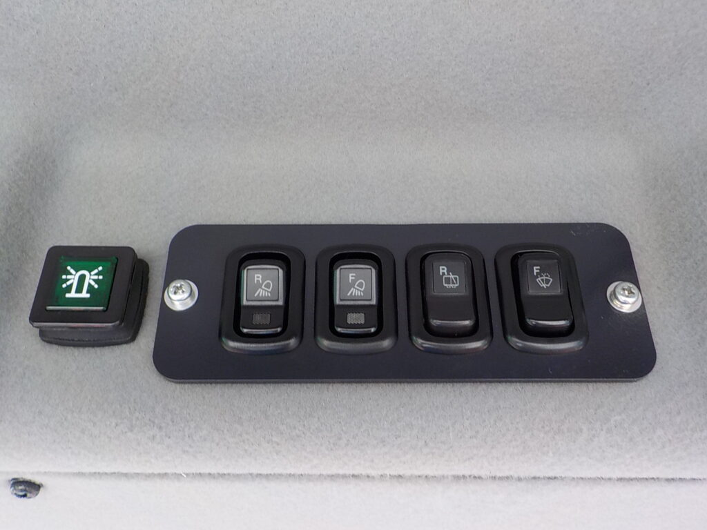 令和2年　クボタ　ホイールローダー　R430M　★0.4立米★タイヤチェーン４本★使用時間約600HR★