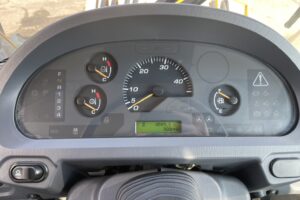 サムネイル: 平成26年式　コマツWA100-6Y　1.3㎥　ノーマルバケット有　検令和9年4月