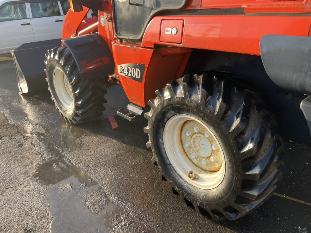 平成18年　クボタR420D　0.4㎥　バケット幅158cm　盗難防止装置付き　使用時間1970HR