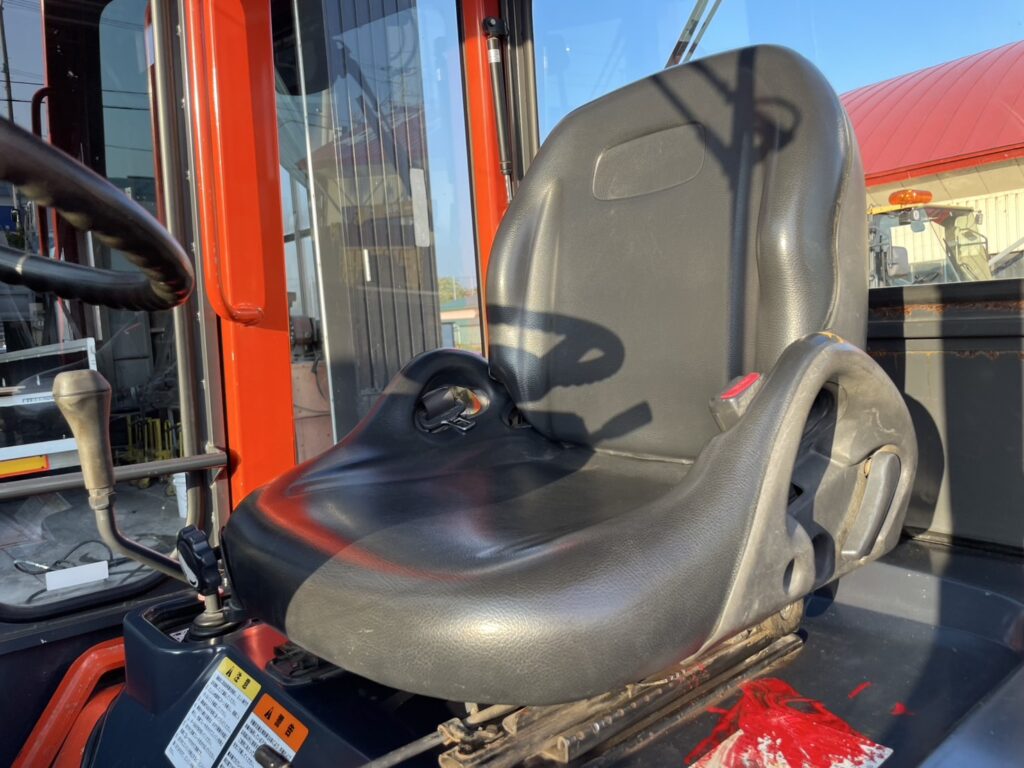 平成18年　クボタR420D　0.4㎥　バケット幅158cm　盗難防止装置付き　使用時間1970HR