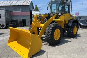 平成25年　コマツ　WA100-6　1.3立米　スノースパイクタイヤ★全塗装済！★（車検令和9年4月）