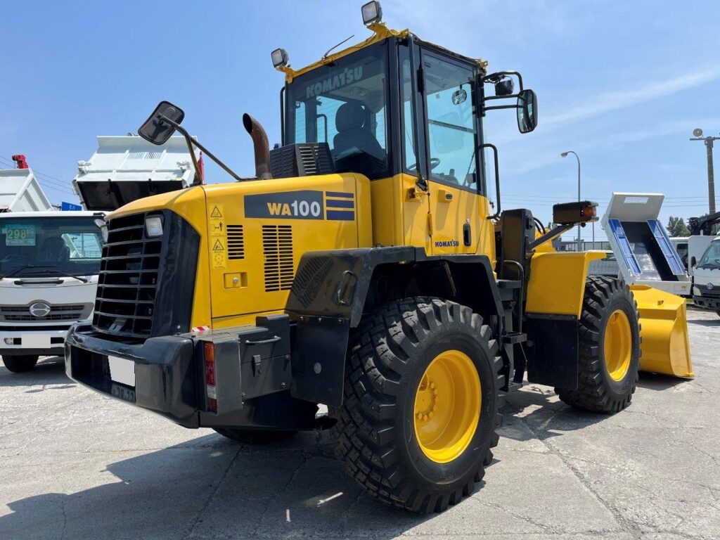 平成25年　コマツ　WA100-6　1.3立米　スノースパイクタイヤ★全塗装済！★（車検令和9年4月）