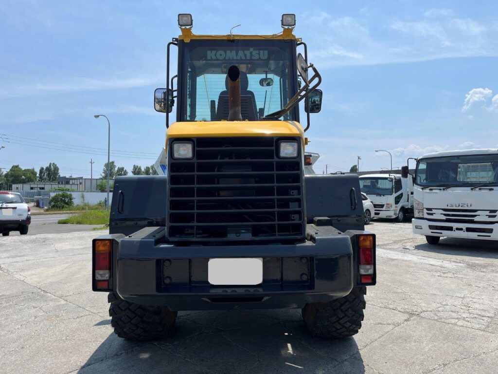 平成25年　コマツ　WA100-6　1.3立米　スノースパイクタイヤ★全塗装済！★（車検令和9年4月）