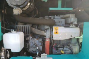 サムネイル: 平成30年　コベルコ　SKU80UR-6E　0.28立米　オフセットブーム・クレーン仕様・後方超小旋廻