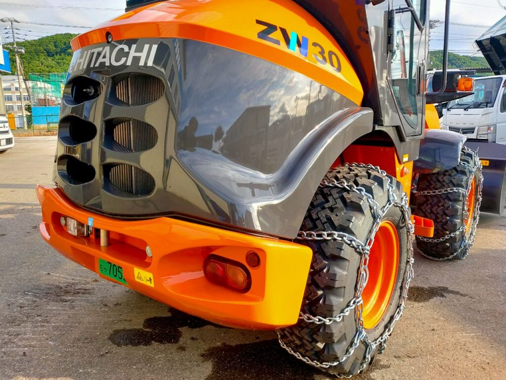 令和6年　日立ホイールローダ　ZW30-5B