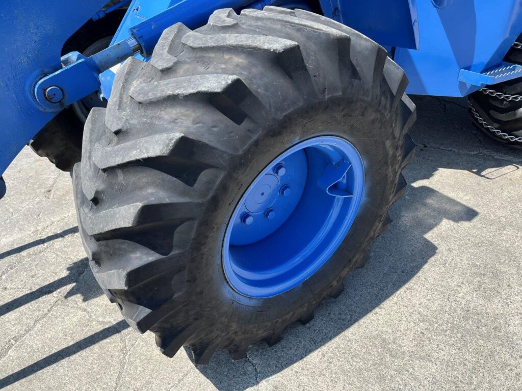 平成11年　日立　LX40-3　0.6立米　リヤタイヤチェーン付
