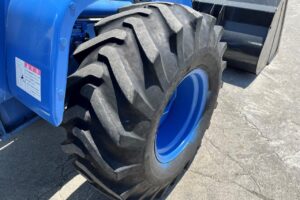 サムネイル: 平成11年　日立　LX40-3　0.6立米　リヤタイヤチェーン付