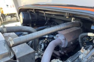サムネイル: 平成11年　日立　LX40-3　0.6立米　リヤタイヤチェーン付