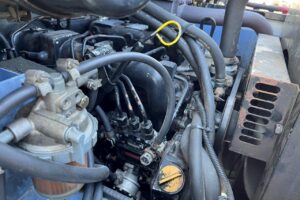 サムネイル: 平成11年　日立　LX40-3　0.6立米　リヤタイヤチェーン付