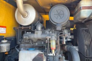 サムネイル: 平成18年　ＴＣＭ　Ｌ13-3　1.3立米　スノースパイクタイヤ装着車（車検令和8年11月）