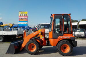 サムネイル: 令和1年　クボタ　ホイールローダー　R530E　★0.5立米★使用時間約420HR★