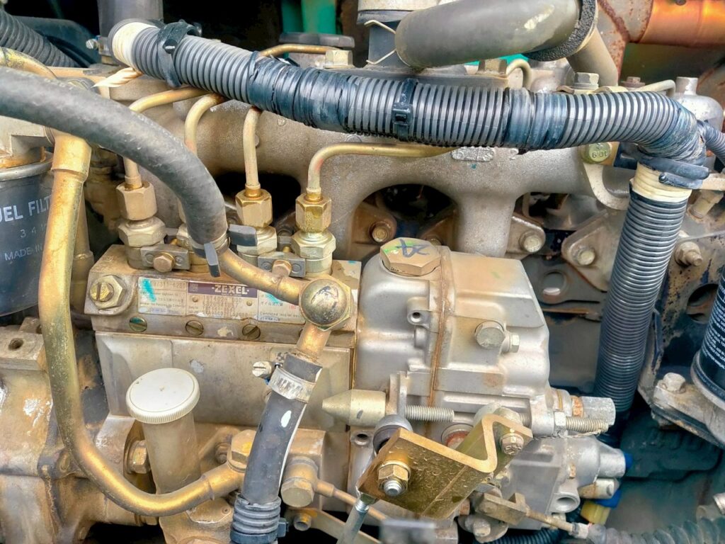 平成年18年　コベルコ　油圧ショベル　SK70SR-1ES