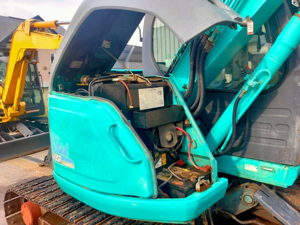 平成年18年　コベルコ　油圧ショベル　SK70SR-1ES