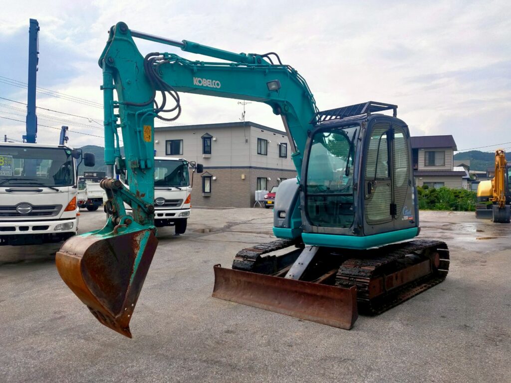 平成年18年　コベルコ　油圧ショベル　SK70SR-1ES