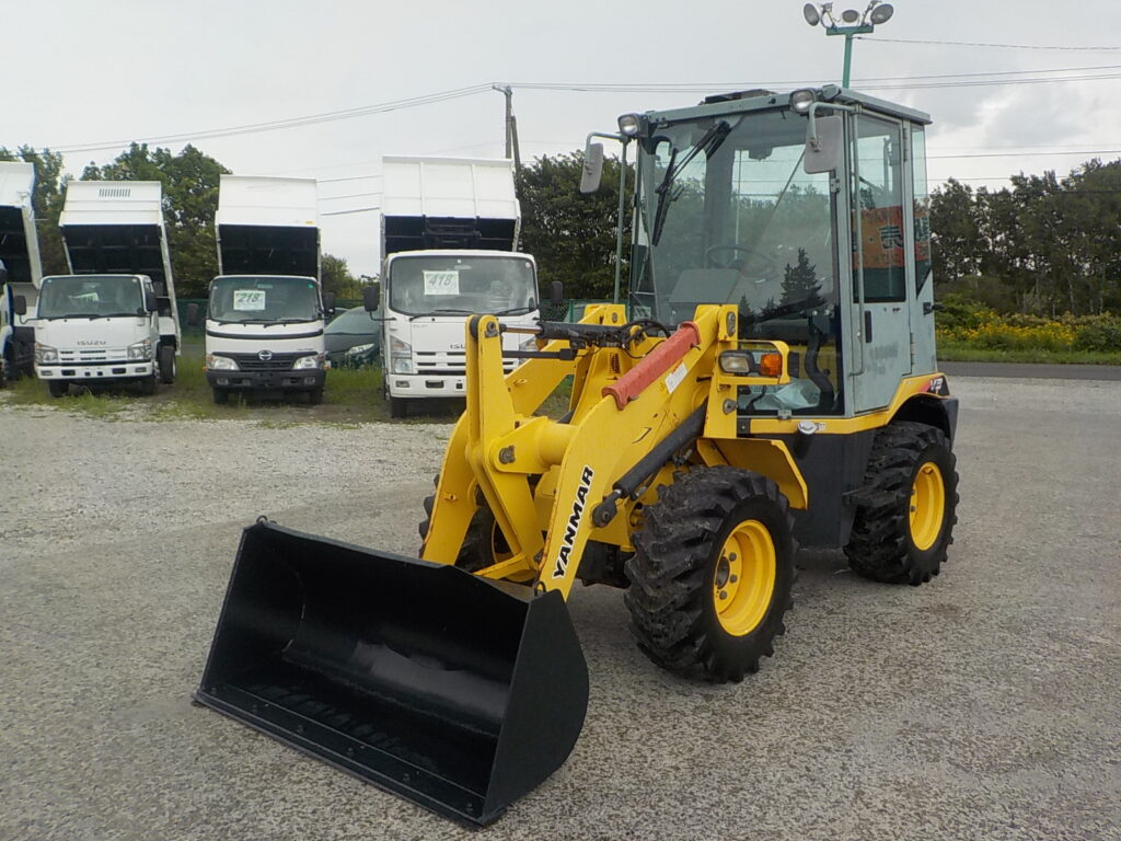 平成25年　ヤンマー　ホイールローダー　V3-6　★0.4立米★バケット幅157㎝使用時間約750HR★