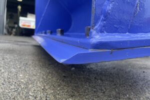 サムネイル: 平成8年　コマツWA30-5E　0.4㎥　バケット幅168cm　使用時間2502HR