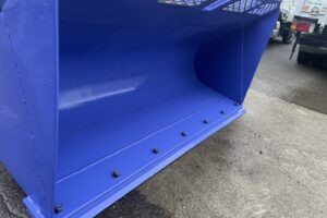 サムネイル: 平成8年　コマツWA30-5E　0.4㎥　バケット幅168cm　使用時間2502HR