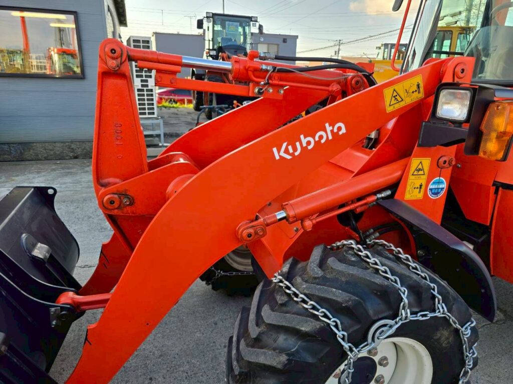 平成25年　クボタ R430Z　バケット幅158cm　0.4立米　使用時間1071時間