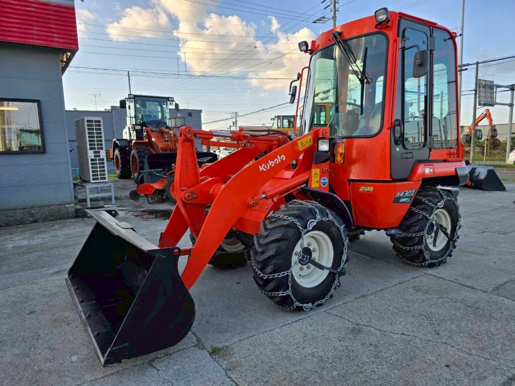 平成25年　クボタ R430Z　バケット幅158cm　0.4立米　使用時間1071時間