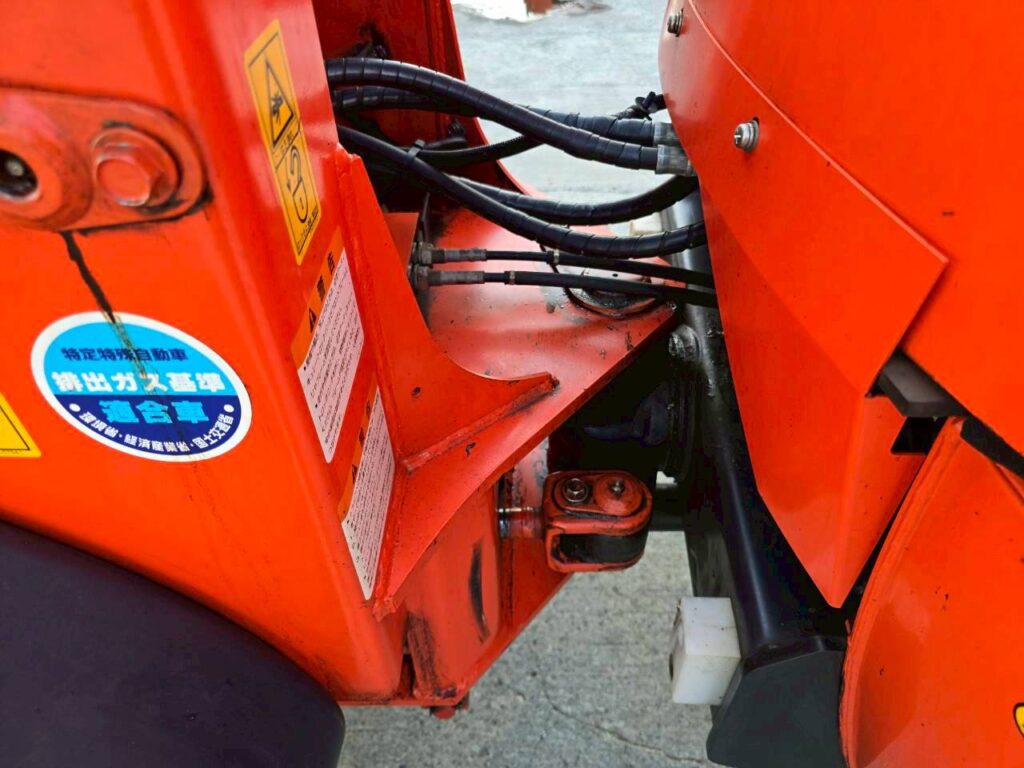 平成25年　クボタ R430Z　バケット幅158cm　0.4立米　使用時間1071時間